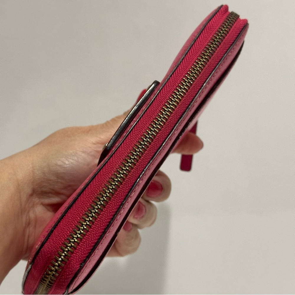Authentic Kate Spade Wallet - Picture 5 of 9